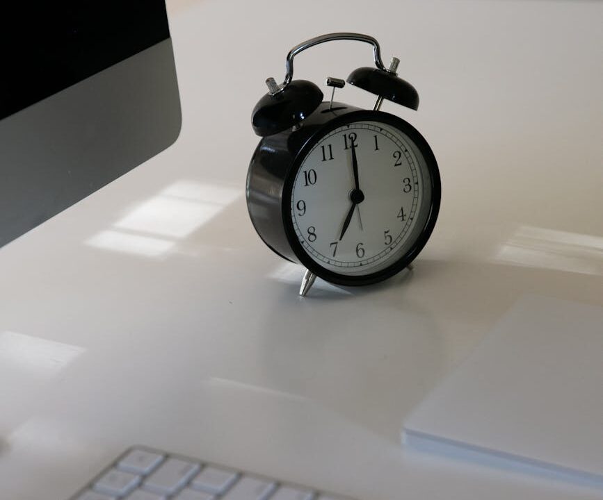 technology adaptation to daylight saving time