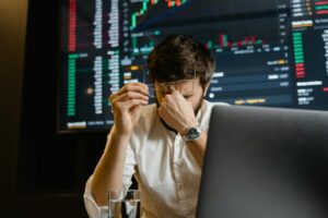 Riding the Waves: Strategies for Successful Cryptocurrency Market Analysis